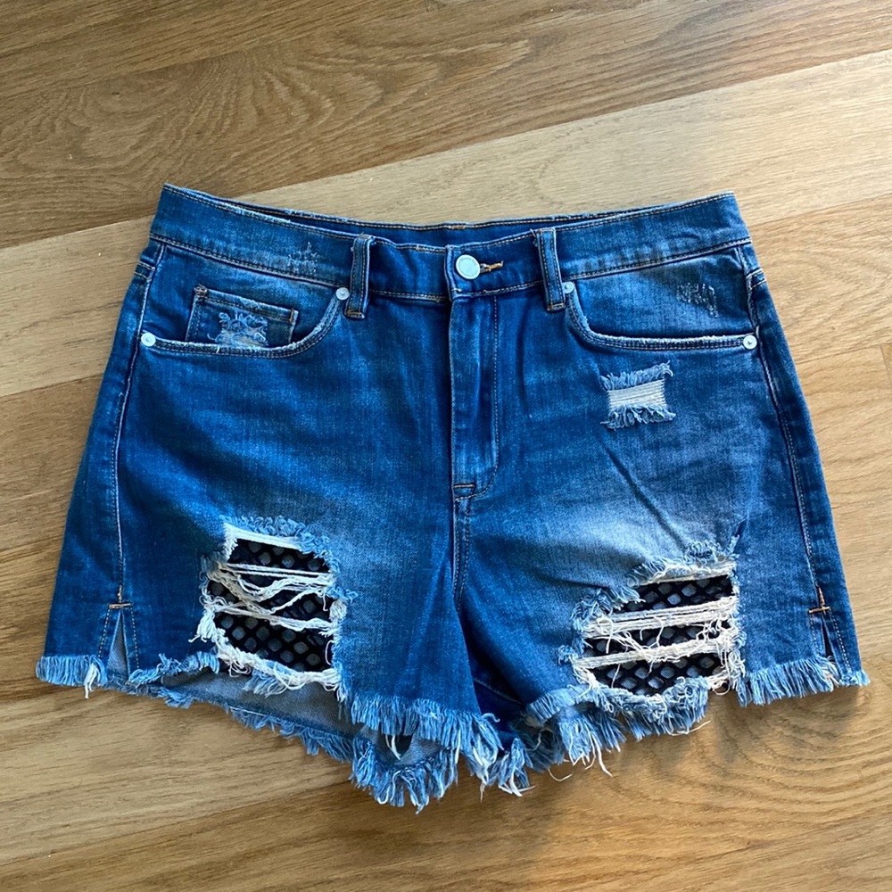 Blank NYC The Barrow Distressed Denim Shorts Size 30